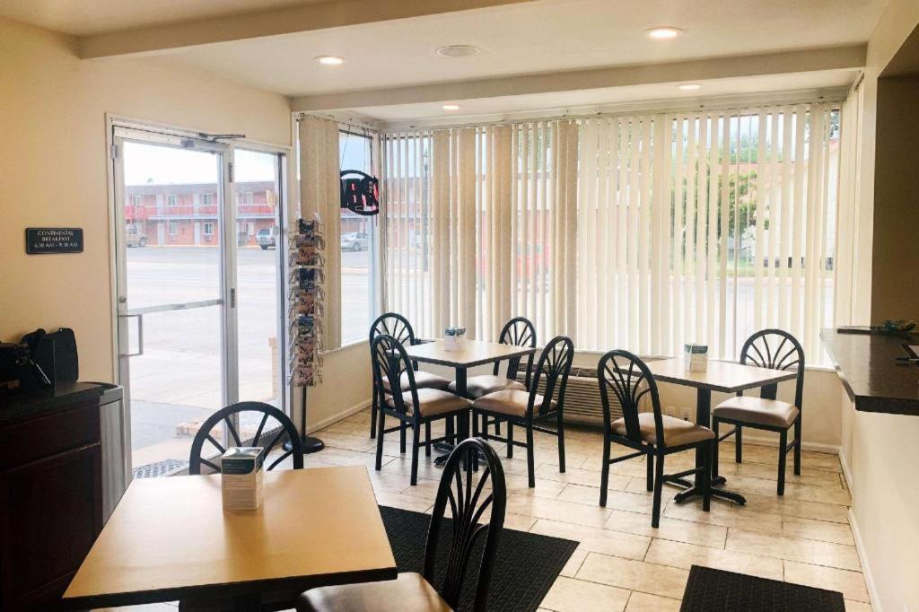 Rodeway Inn & Suites Sheridan Ngoại thất bức ảnh